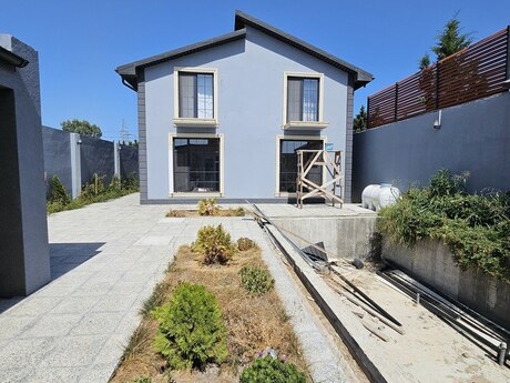 4 otaqlı həyət evi/bağ evi - Şüvəlan q. - 160 m²