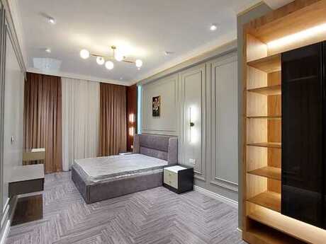 4 otaqlı yeni tikili - Xətai r. - 185 m²