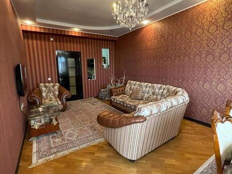 Elan №4595046 - Bakı, Elmlər Akademiyası m., 2 otaqlı, 70 m², 11/12 mərtəbə