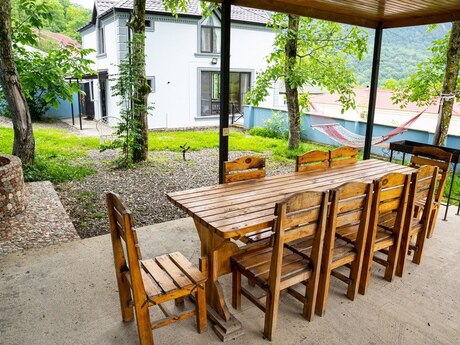 6 otaqlı həyət evi/bağ evi - Quba - 240 m²