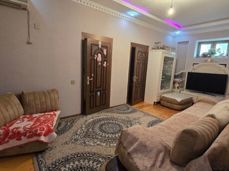 4 otaqlı həyət evi/bağ evi - M.Ə.Rəsulzadə q. - 100 m²