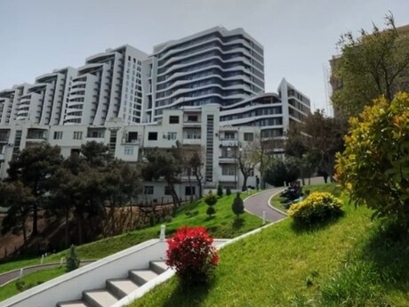 4 otaqlı yeni tikili - Bayıl q. - 163 m²