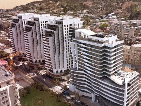 4 otaqlı yeni tikili - Bayıl q. - 163 m²
