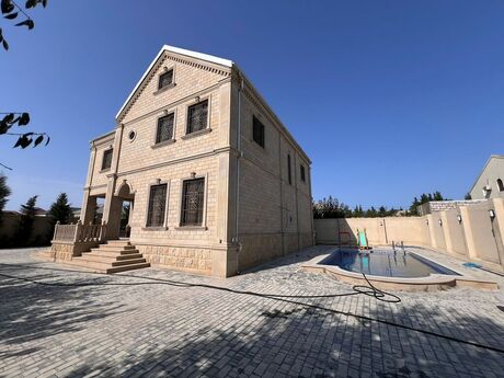 8 otaqlı həyət evi/bağ evi - Mərdəkan q. - 500 m²