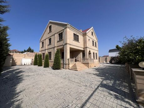 8 otaqlı həyət evi/bağ evi - Mərdəkan q. - 500 m²