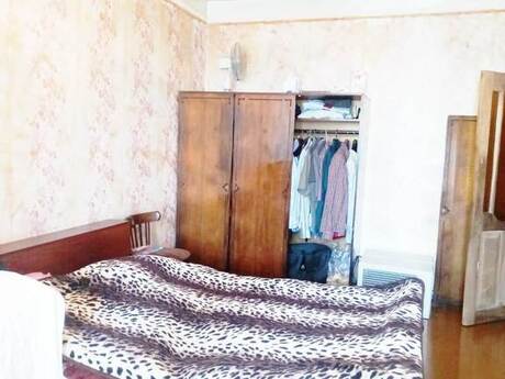 4 otaqlı köhnə tikili - Azadlıq Prospekti m. - 105 m²