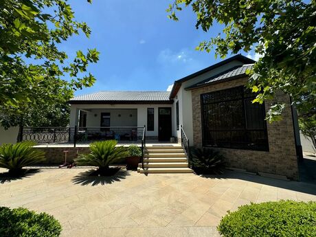 4 otaqlı həyət evi/bağ evi - Sea Breeze q. - 170 m²