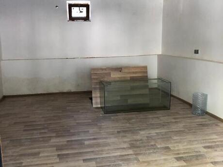 Qaraj - Elmlər Akademiyası m. - 44 m²