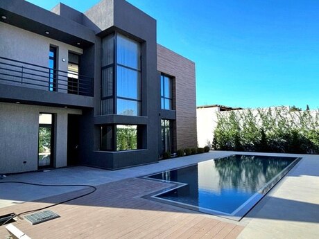 5 otaqlı həyət evi/bağ evi - Bilgəh q. - 300 m²