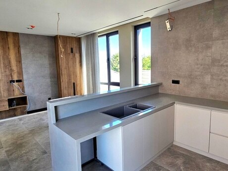 5 otaqlı həyət evi/bağ evi - Bilgəh q. - 300 m²