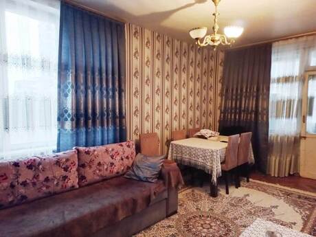 5 otaqlı köhnə tikili - Azadlıq Prospekti m. - 125 m²