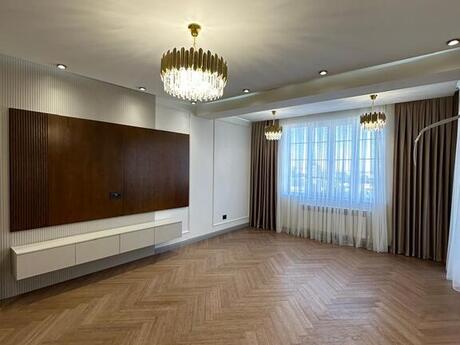 Elan №4634519 - Bakı, Nəsimi m., 3 otaqlı, 122 m², 12/14 mərtəbə