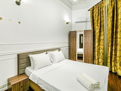 4 otaqlı köhnə tikili - Sahil m. - 110 m²