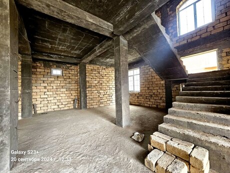 5 otaqlı həyət evi/bağ evi - Nardaran q. - 310 m²