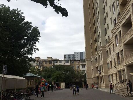 2 otaqlı yeni tikili - İnşaatçılar m. - 69 m²
