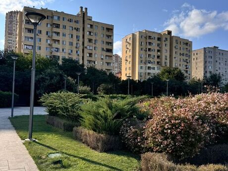 3 otaqlı köhnə tikili - Elmlər Akademiyası m. - 100 m²