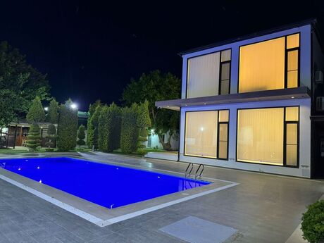 6 otaqlı həyət evi/bağ evi - Şüvəlan q. - 450 m²