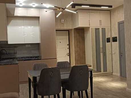 2 otaqlı yeni tikili - 8 Noyabr m. - 68 m²