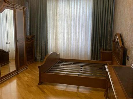 3 otaqlı yeni tikili - Şah İsmayıl Xətai m. - 130 m²