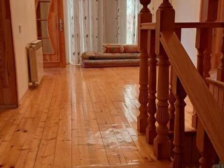 6-комн. дом/дача - пос. Горадил - 360 м²