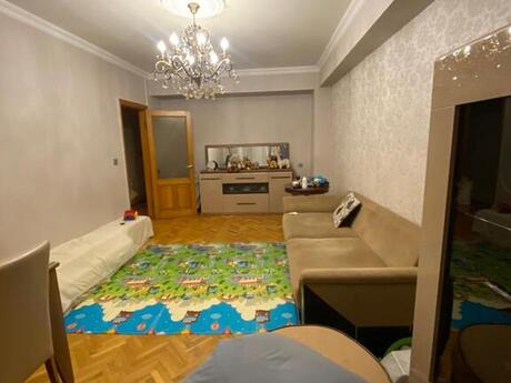 Объявление №4647487 - Баку, пос. Ясамал, 3-комн., 100 м², 2/9 этаж