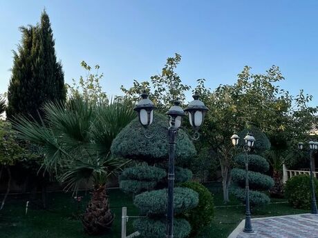 6 otaqlı həyət evi/bağ evi - Mərdəkan q. - 340 m²