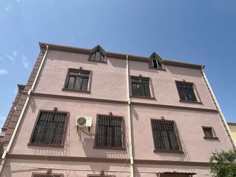 6 otaqlı həyət evi/bağ evi - Badamdar q. - 480 m²