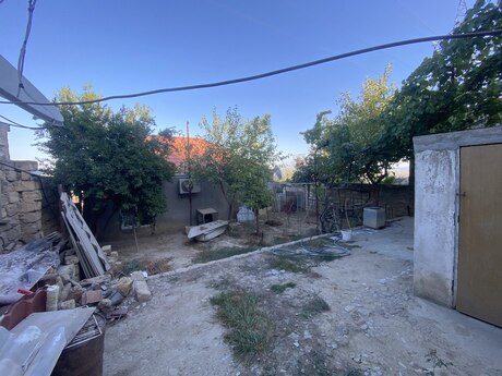 3 otaqlı həyət evi/bağ evi - Köhnə Günəşli q. - 75 m²