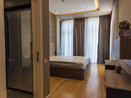 6-комн. дом/дача - пос. Мардакан - 400 м²
