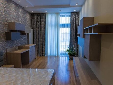 6-комн. дом/дача - пос. Мардакан - 400 м²