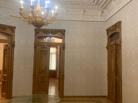 7-комн. вторичка - м. Сахил - 350 м²