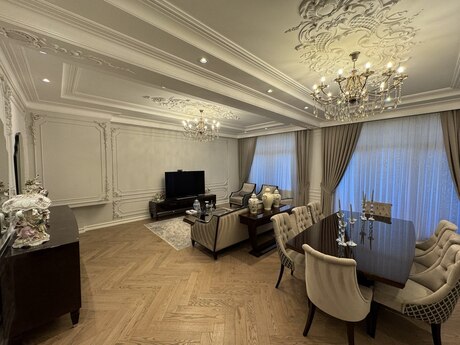 4 otaqlı yeni tikili - Şah İsmayıl Xətai m. - 266 m²