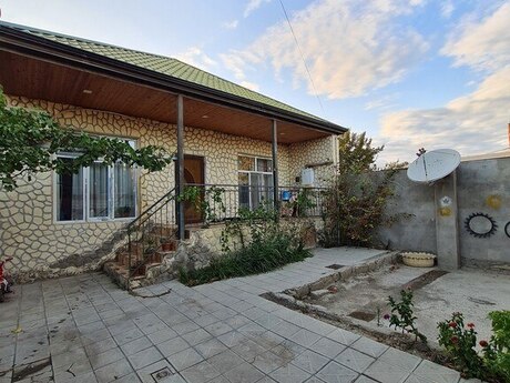 3 otaqlı həyət evi/bağ evi - Pirşağı q. - 100 m²