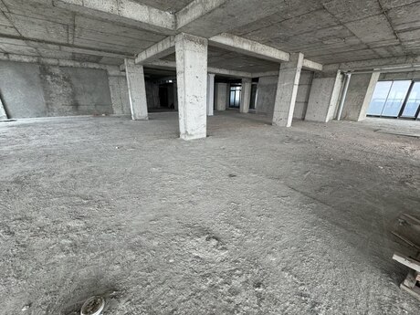 10 otaqlı yeni tikili - Şah İsmayıl Xətai m. - 1000 m²