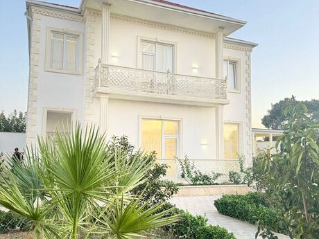 5 otaqlı həyət evi/bağ evi - Mərdəkan q. - 300 m²