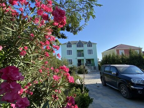 5 otaqlı həyət evi/bağ evi - Maştağa q. - 277.3 m²