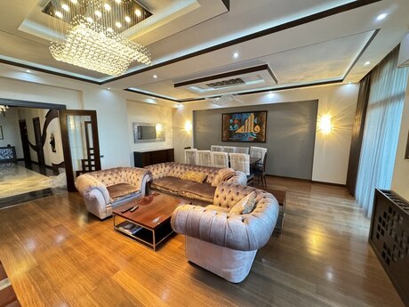 5 otaqlı yeni tikili - Şah İsmayıl Xətai m. - 268 m²