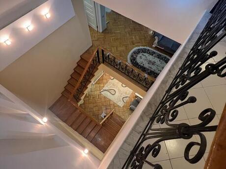 7-комн. дом/дача - м. Гянджлик - 450 м²