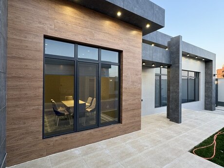 4 otaqlı həyət evi/bağ evi - Mərdəkan q. - 200 m²