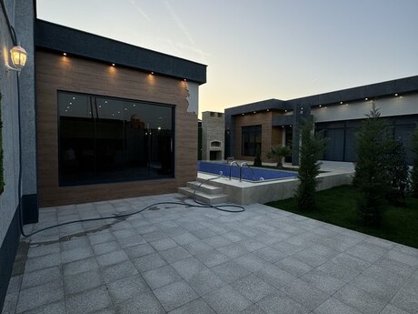 4 otaqlı həyət evi/bağ evi - Mərdəkan q. - 200 m²