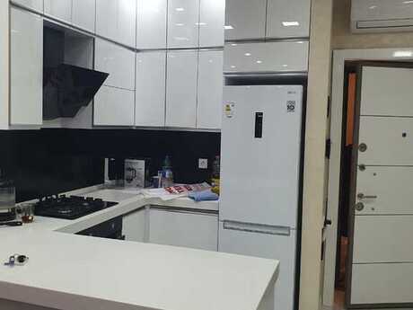 2 otaqlı yeni tikili - 8 Noyabr m. - 66 m²