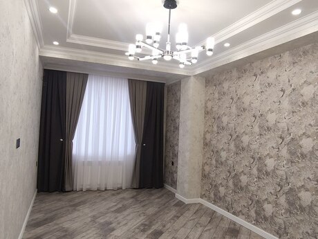 Elan №4690221 - Bakı, Əhmədli q., 2 otaqlı, 80 m², 10/10 mərtəbə