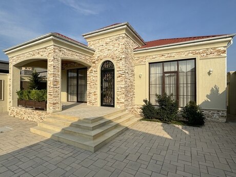 4 otaqlı həyət evi/bağ evi - Mərdəkan q. - 240 m²