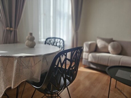 2 otaqlı köhnə tikili - İçəri Şəhər m. - 50 m²
