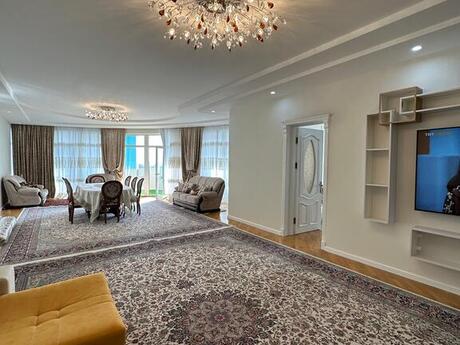 3 otaqlı yeni tikili - Nəsimi r. - 220 m²