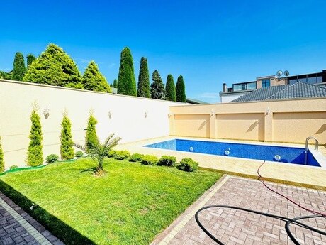 4 otaqlı həyət evi/bağ evi - Mərdəkan q. - 200 m²