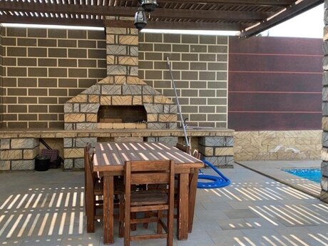 5 otaqlı həyət evi/bağ evi - Mərdəkan q. - 260 m²