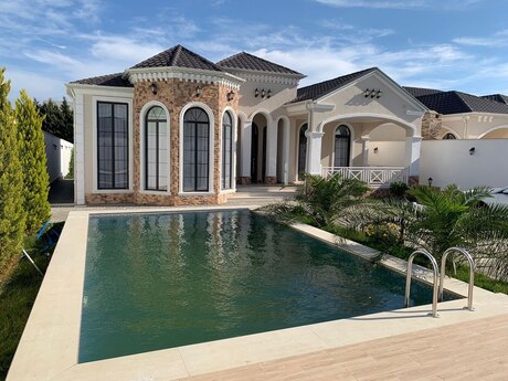 5 otaqlı həyət evi/bağ evi - Mərdəkan q. - 280 m²