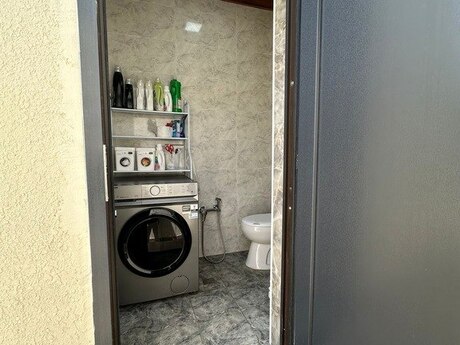 House with Garden, Villa For Rent