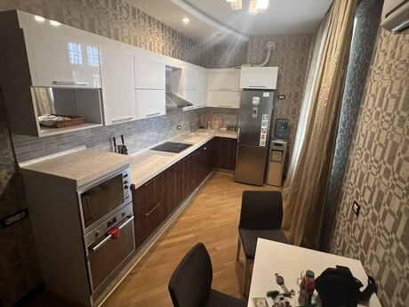 2 otaqlı yeni tikili - Kubinka q. - 100 m²